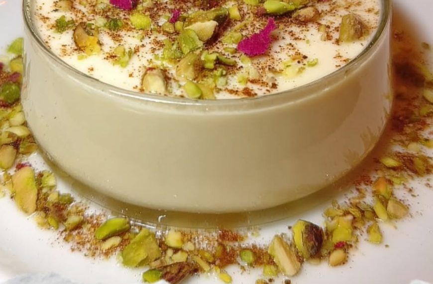 Muhalabia (Middle Eastern Milk Pudding)
